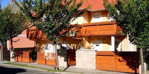 Zsuzsanna Apartman, 2 apartman 4 férőhely