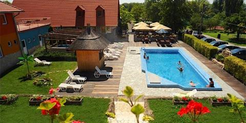 Wellness Park Panzió, 18 szoba 70 férőhely