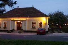 Erzsébet Vendéglő-Fogadó, 5 szoba 10 férőhely