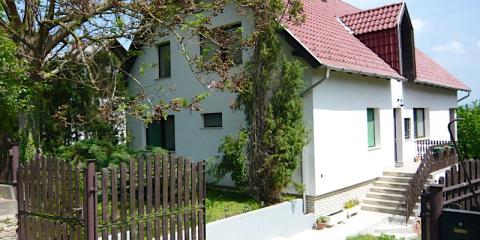 Andrea Apartman, 1 apartman 6 férőhely