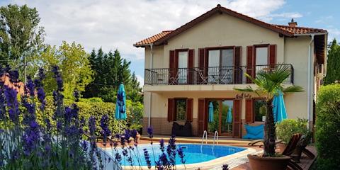 Hullám Villa, 12 szoba 26 férőhely