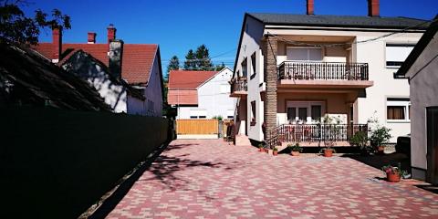 Gabriella Apartmanház, 5 apartman 18 férőhely