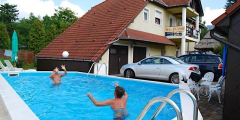 See Vendégház, 6 szoba 16 férőhely