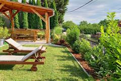 Laura Haus, 10 apartman 24 férőhely