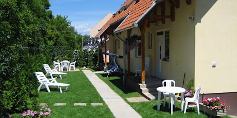 Lala Apartmanok, 5 apartman 19 férőhely