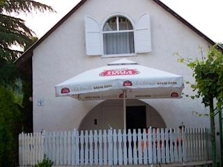 Abdul Apartman, 1 apartman 8 férőhely