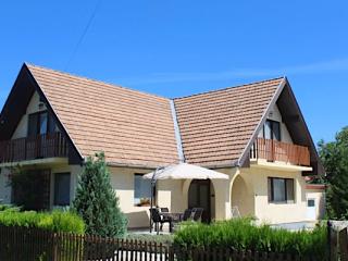 Éva Apartman, 1 apartman 6 férőhely