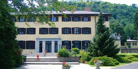 Balatoni Limnológiai Kutatóintézet Vendégháza, 16 szoba 39 férőhely