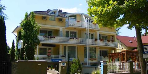 Arizona Apartman, 8 apartman 16 férőhely