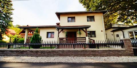 Berni Apartman, 4 apartman 27 férőhely