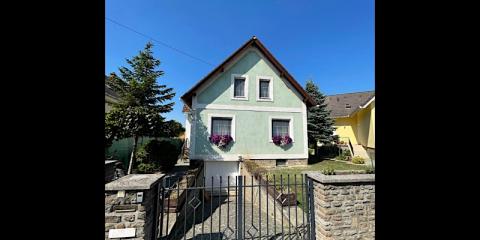 Rebeka Panzió, 4 szoba 11 férőhely