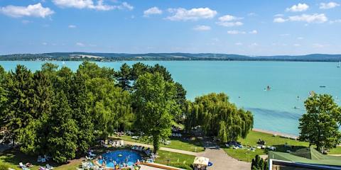 Írisz és Márk Apartmanok, 160 szoba 750 férőhely