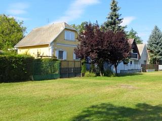 Sárga Villa, 5 szoba 6 férőhely