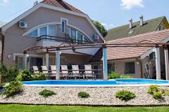 Princess Apartmanház és Panzió, 6 szoba 19 férőhely