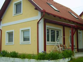 Vasvári Vendégház, 3 szoba 6 férőhely