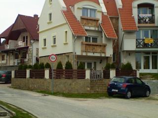 Lugas Apartman, 2 apartman 8 férőhely