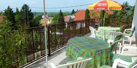 Zsófia Vendégház, 4 szoba 10 férőhely