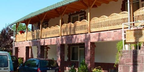 Zöldlugas Panzió, 9 szoba 36 férőhely