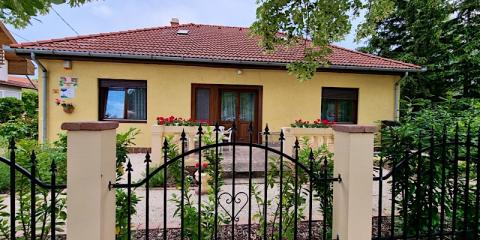 Muskátlis Ház, 5 apartman 13 férőhely