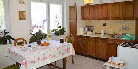 Benedekné Háza, 5 szoba 12 férőhely