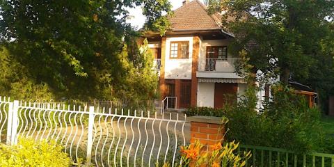 Napraforgó Apartmanok, 2 apartman 11 férőhely