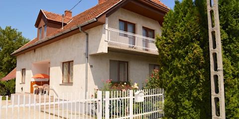 Rézi Nyaralóház, 3 szoba 9 férőhely