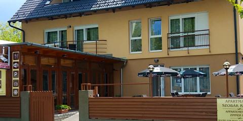 Ádám Apartmanház, 9 szoba 29 férőhely