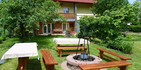 Szabadidő Vendégház, 2 apartman 12 férőhely