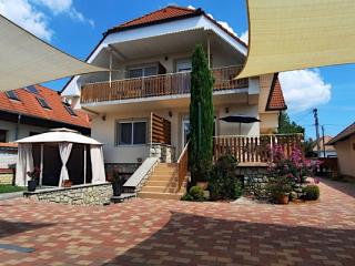 Season Vendégház, 6 szoba 16 férőhely