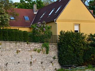 Tópart Apartman, 2 apartman 5 férőhely