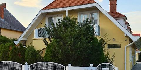 Eccer Apartman, 4 apartman 8 férőhely