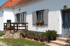 Bruderhaus Szállás, 3 apartman 6 férőhely