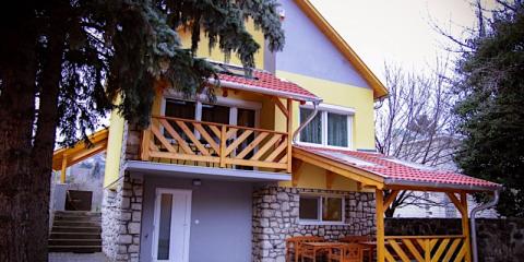 Liliana Apartman és Csónakház, 5 apartman 14 férőhely