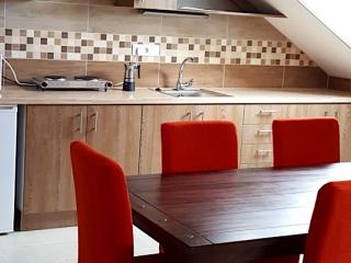 Ármin Apartman, 2 apartman 6 férőhely