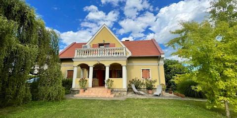 Ambrus Apartman, 1 apartman 8 férőhely