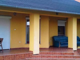 Hagy-Lak Apartman, 3 apartman 9 férőhely