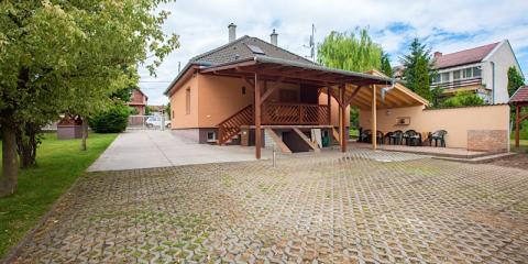 Zoltán Vendégház, 3 szoba 9 férőhely