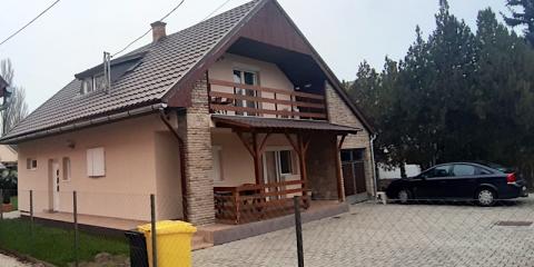 Dianett Apartman, 4 apartman 16 férőhely